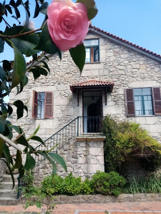 Nossa Casa Na Aldeia Apartment วีเซว ภายนอก รูปภาพ
