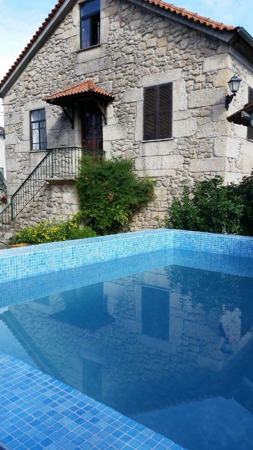 Nossa Casa Na Aldeia Apartment วีเซว ภายนอก รูปภาพ